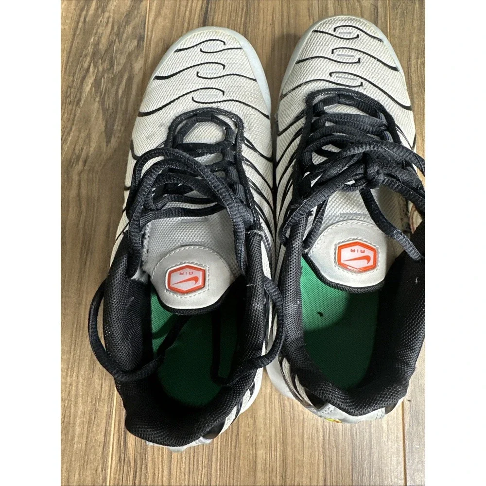 Nike good used